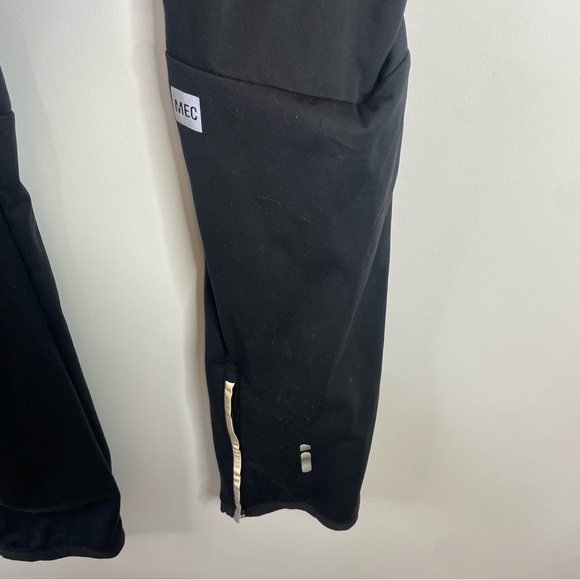 Mec Mens Size Large Slim Fit Track Pants Zip Ankle - Picture 4 of 4